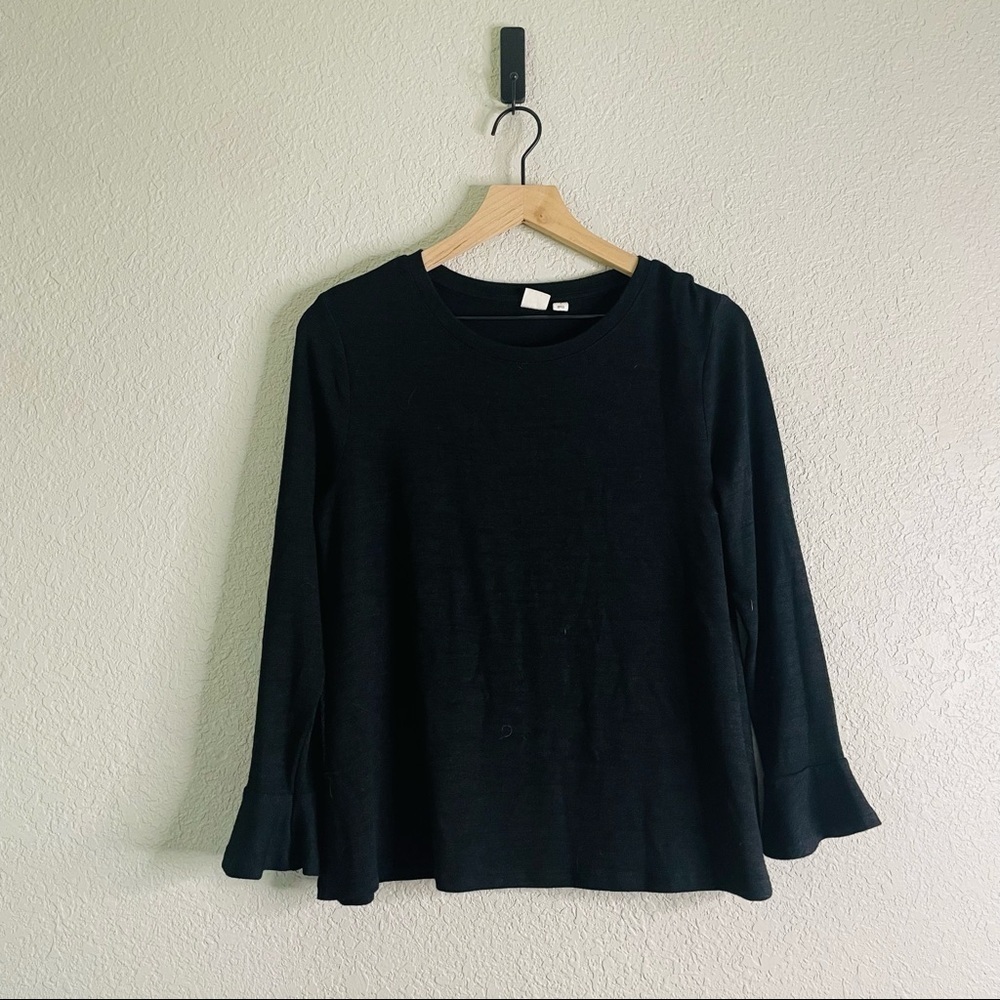 Gap Flare Sleeve Black Knit Sweater